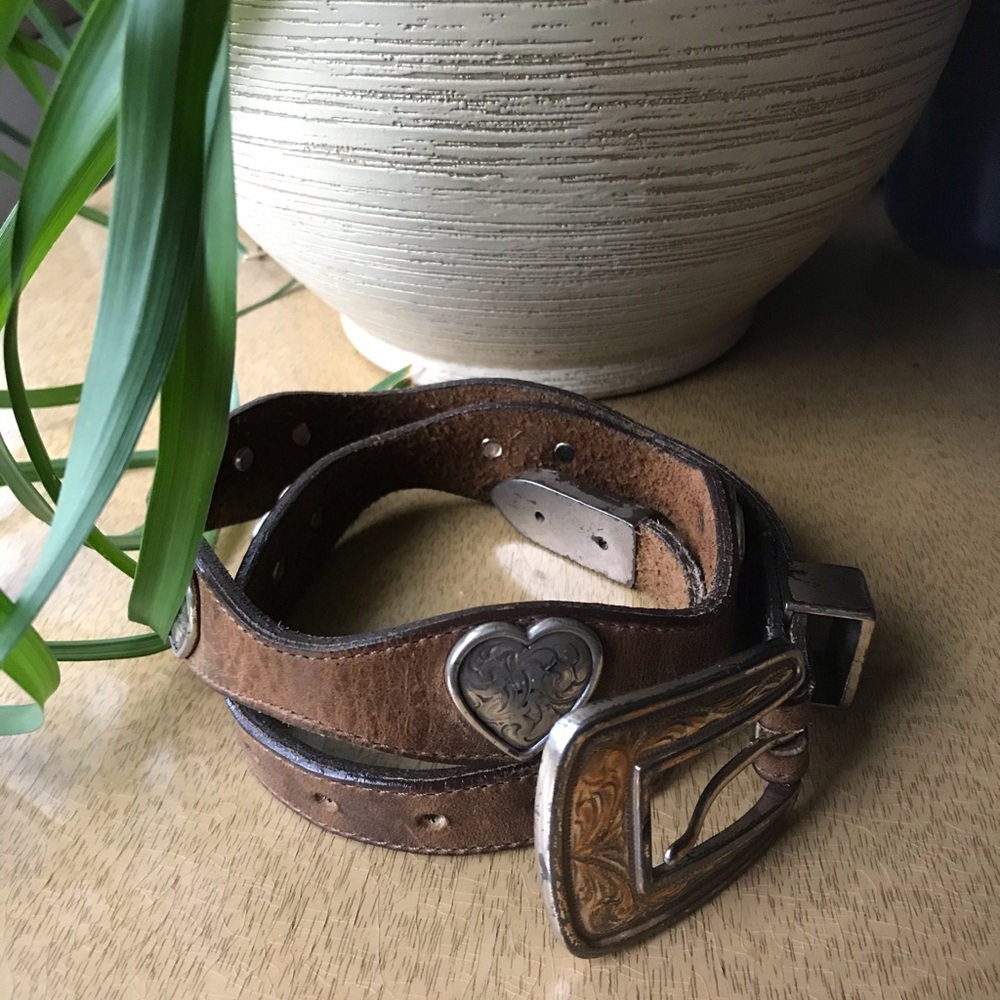 Justin Boots belt size 26